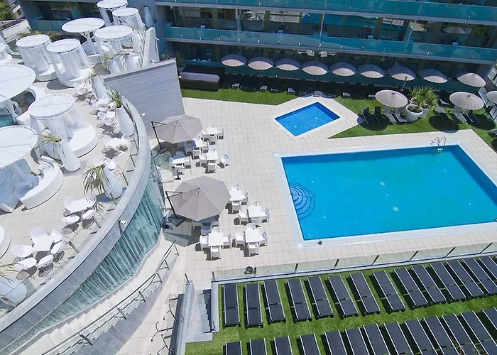 Aparthotel Four Elements 4*