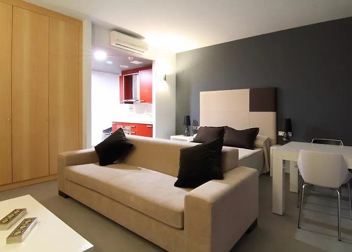 Aparthotel Four Elements 4*