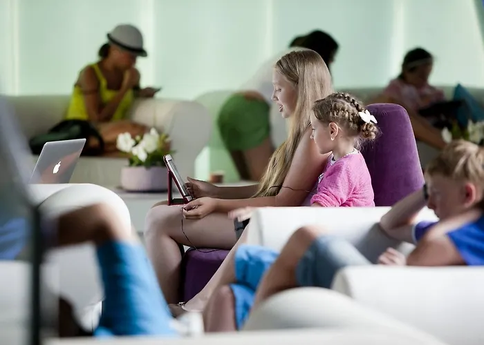 Aparthotel Four Elements 4*