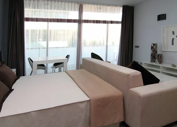 Four Elements Aparthotel