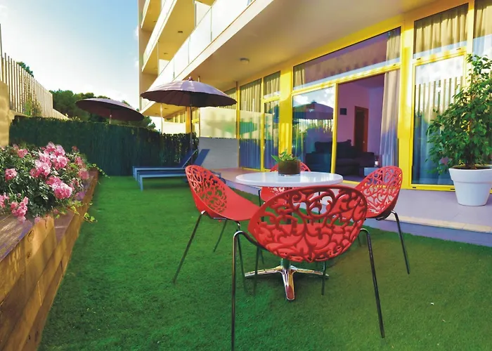 Aparthotel Four Elements 4*