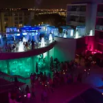 Four Elements Aparthotel