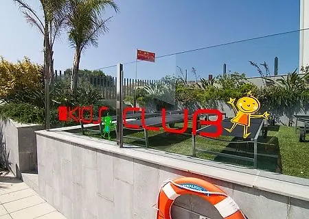 Four Elements Ξενοδοχείο με διαμερίσματα