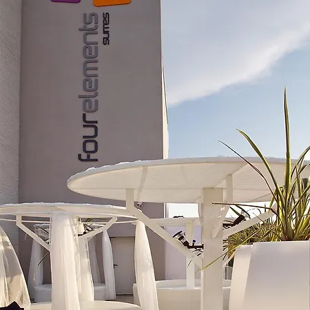 アパートホテル Four Elements 4*