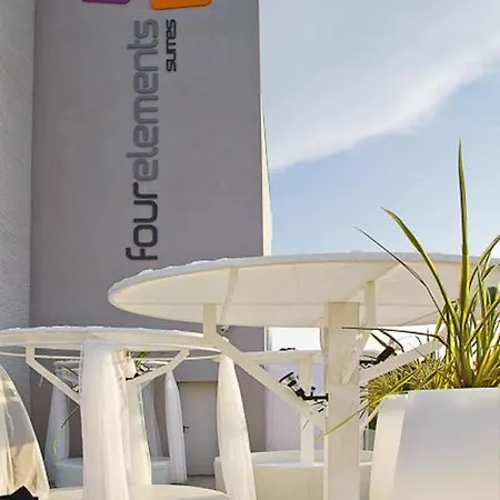 アパートホテル Four Elements 4*