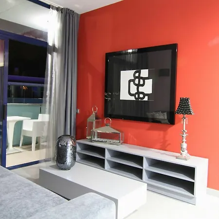 Ξενοδοχείο με διαμερίσματα Four Elements 4*