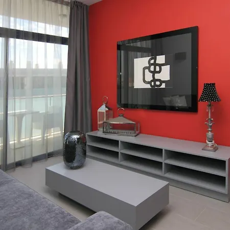 Ξενοδοχείο με διαμερίσματα Four Elements 4*