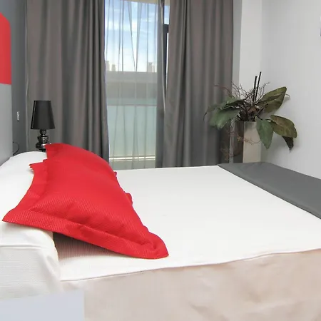 Four Elements Σαλού