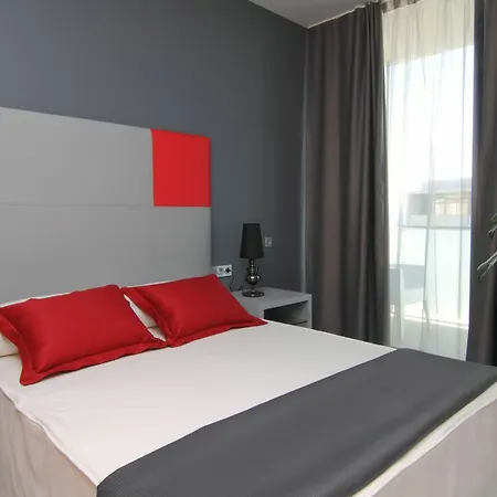 Four Elements サロウ